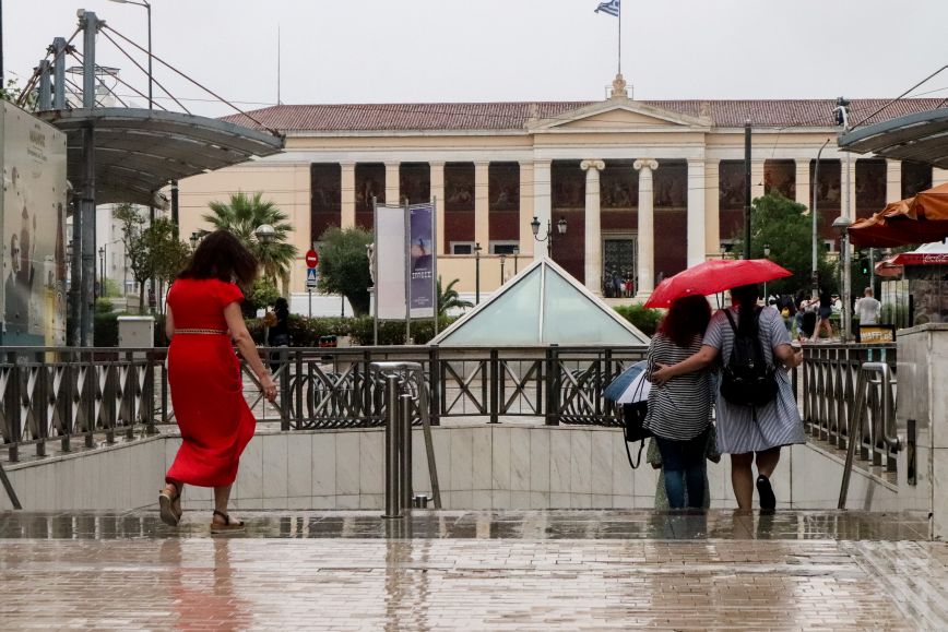 Καιρός: Οδηγίες της Πολιτικής Προστασίας για τις καταιγίδες και τους κεραυνούς