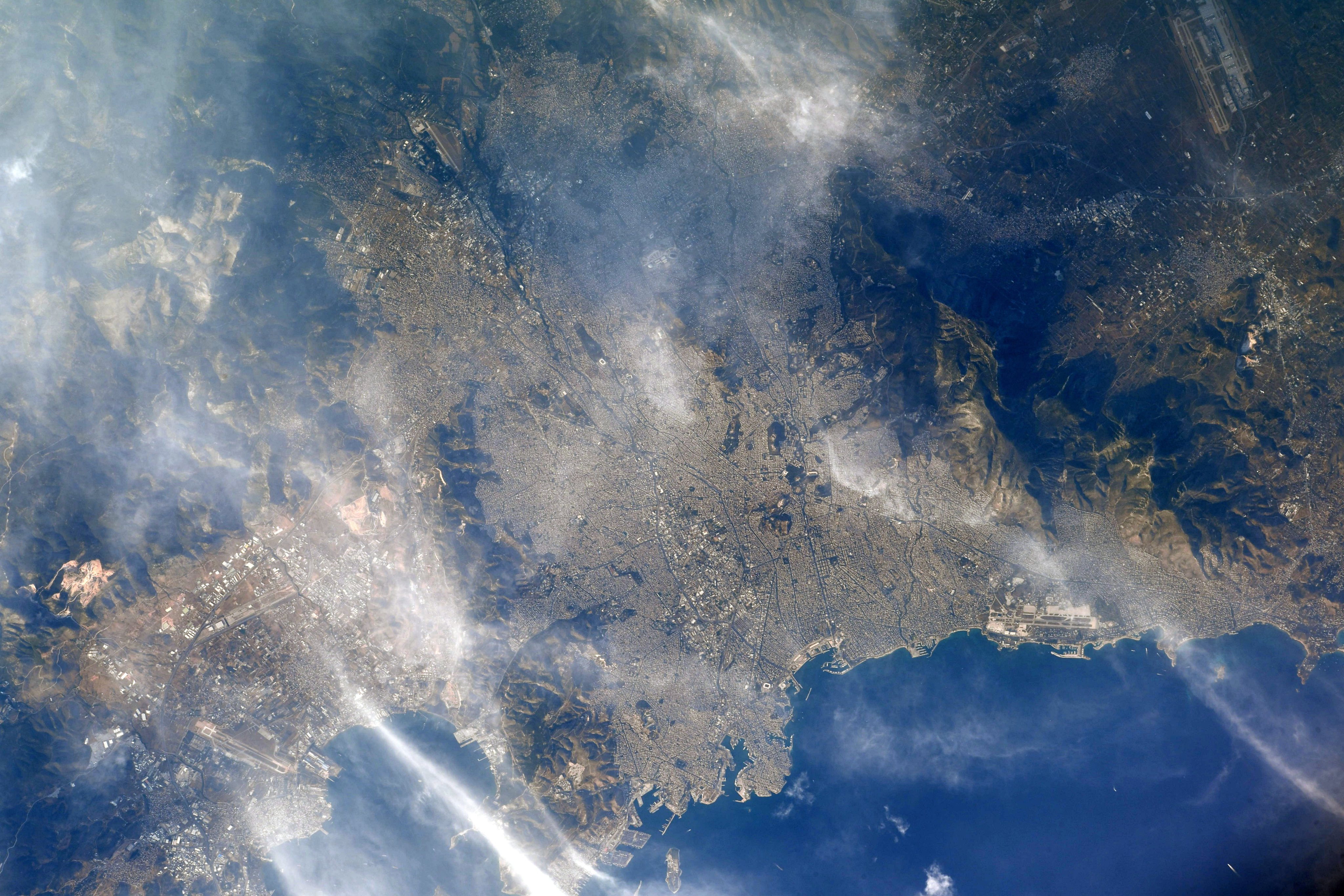 Φωτογραφία της Αθήνας από τον Διεθνή Διαστημικό Σταθμό &#8211; Το «κλικ» αστροναύτη της NASA