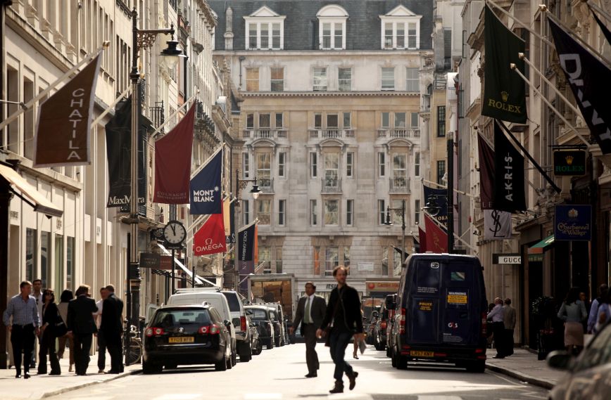 Ο εμπορικότερος δρόμος του Λονδίνου μέσα από τα μάτια του τελευταίου του κατοίκου