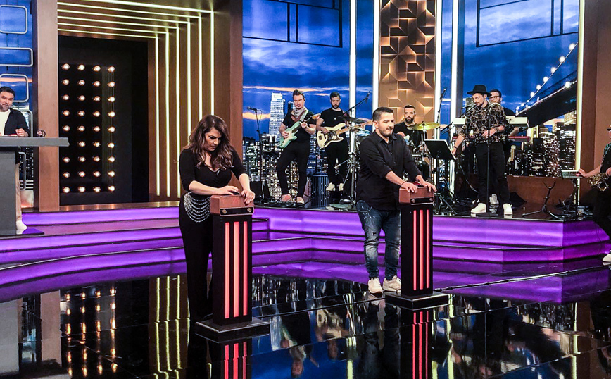 The 2Night Show: Ποιος θα καταφέρει να σηκώσει το «τιμημένο» και ποιοι θα «πάνε κουβά»;