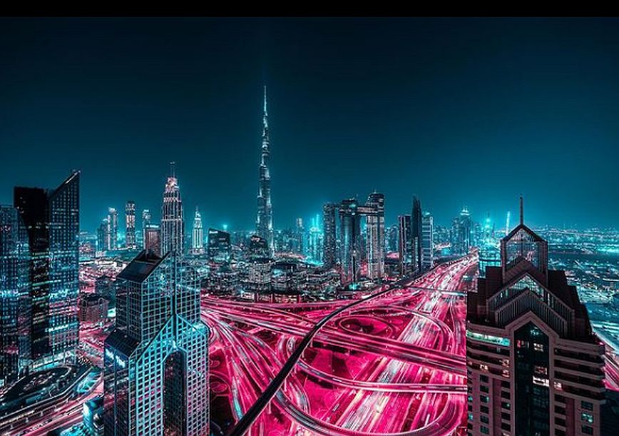Glow: Εντυπωσιακό το νυχτερινό Ντουμπάι με τον φακό του Xavier Portela