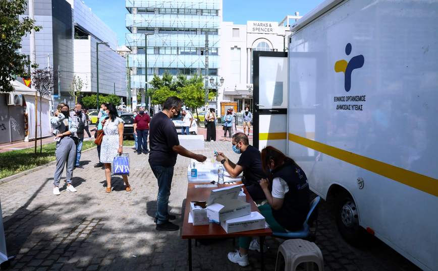 Rapid test: Πού πραγματοποιούνται δωρεάν αύριο Κυριακή 4/9