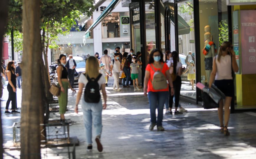 Πέφτουν οι μάσκες: Τέλος σε εξωτερικούς χώρους από το Σαββατοκύριακο &#8211; Έκτακτη συνεδρίαση σήμερα των λοιμωξιολόγων