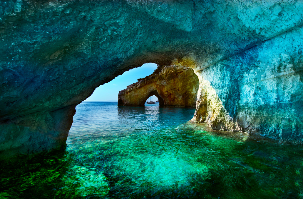 Γαλάζιες Σπηλιές: Ο επίγειος παράδεισος στην Ζάκυνθο έχει όνομα