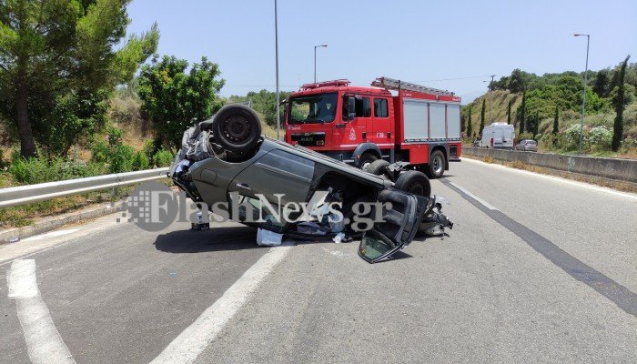 Σοβαρό τροχαίο στα Χανιά: Αυτοκίνητο χτύπησε στη νησίδα και εκτινάχθηκε 500 μέτρα μακριά