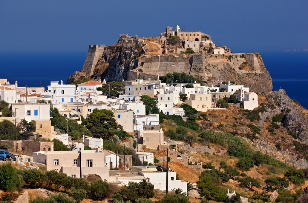 Το κάστρο των Κυθήρων που «επιβλέπει» την απεραντοσύνη της θάλασσας