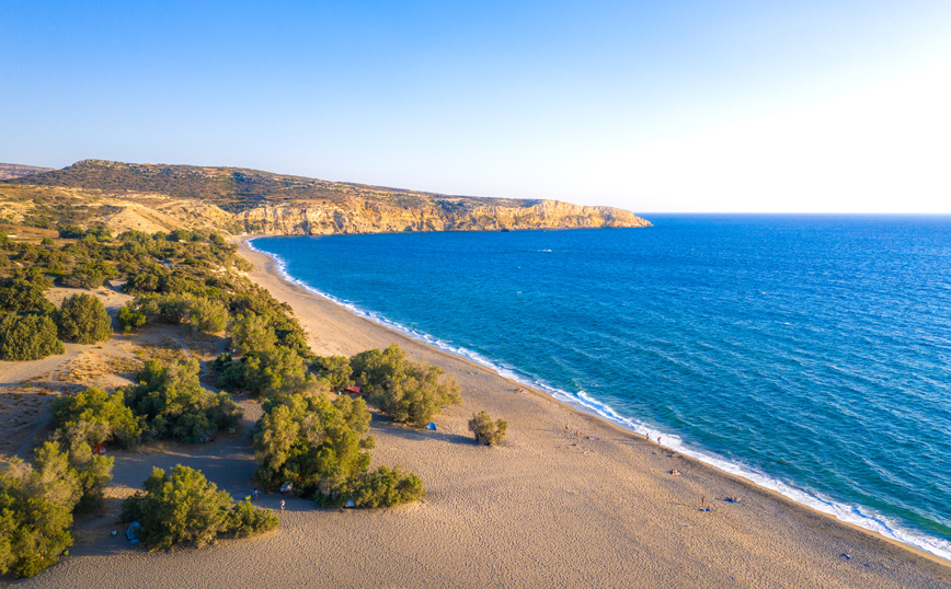 Κομμός: Η παραλία στην Κρήτη που συνδέεται με το μύθο του Μινώταυρου