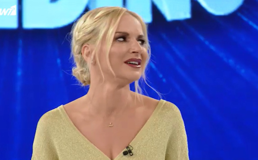 Έριξε αυλαία το «Still Standing» – Ξέσπασε σε κλάματα η Μαρία Μπεκατώρου με το μήνυμα των συνεργατών της