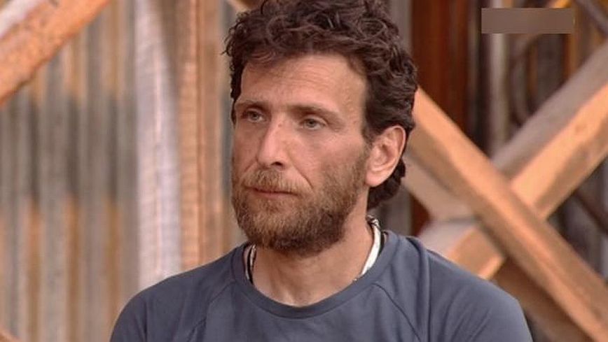 Φάρμα: Σε κλίμα συγκίνησης αποχώρησε ο Θανάσης Πάτρας