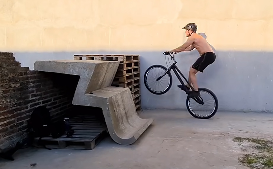 Οι δύο ρόδες δεν είναι πάντα εύκολες στο χειρισμό