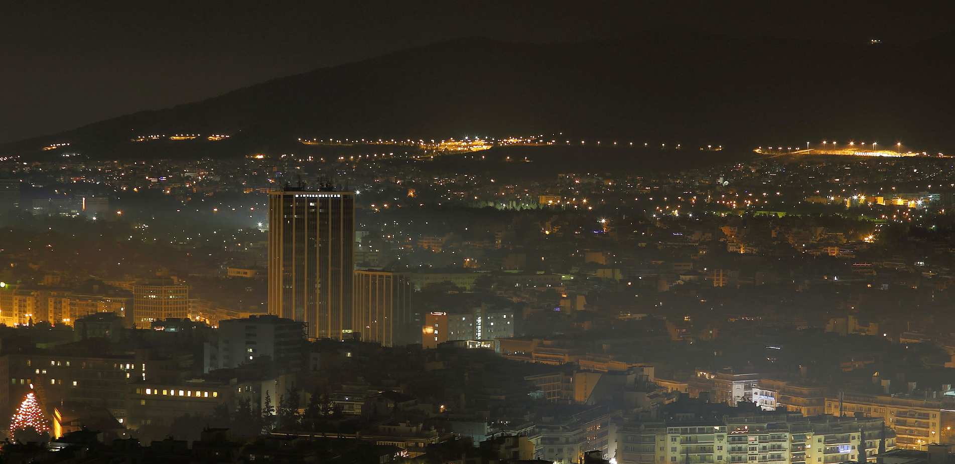 Η ιστορία πίσω από τον επιβλητικό Πύργο των Αθηνών