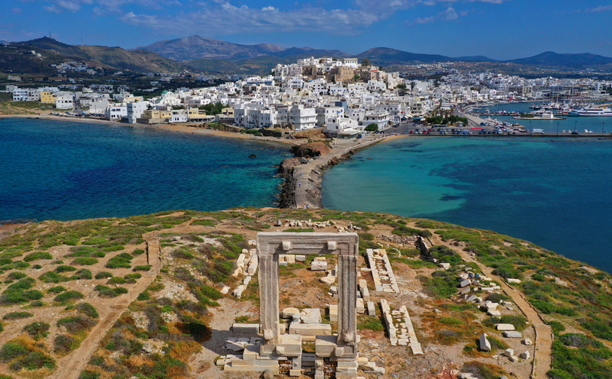 Ταξίδι στα νησιά με αεροπλάνο: Τι έγγραφα χρειάζονται &#8211; Ποιοι θα πρέπει να έχουν κάνει PCR ή rapid test