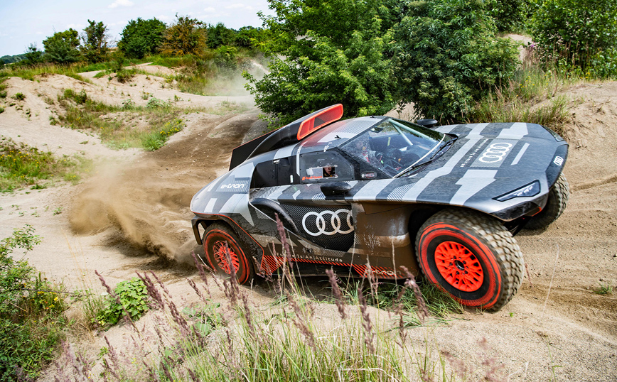 Audi RSQ e-tron: Ένα αμιγώς ηλεκτρικό όχημα «απειλεί» το ράλι Dakar 2022