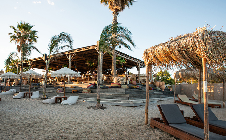 Coyoacan Playa, Το καλοκαίρι στην Αθήνα