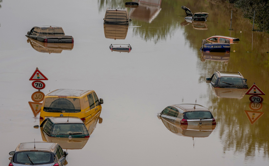Φονικές πλημμύρες στη Γερμανία: Αγνοούνται ακόμα 170 άτομα