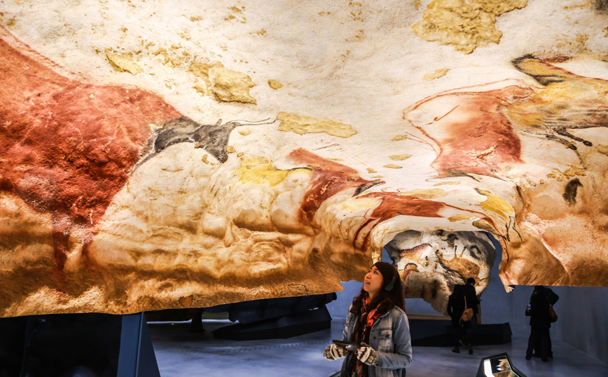 Το σπήλαιο στη Γαλλία με τις πιο εμβληματικές τοιχογραφίες παγκοσμίως
