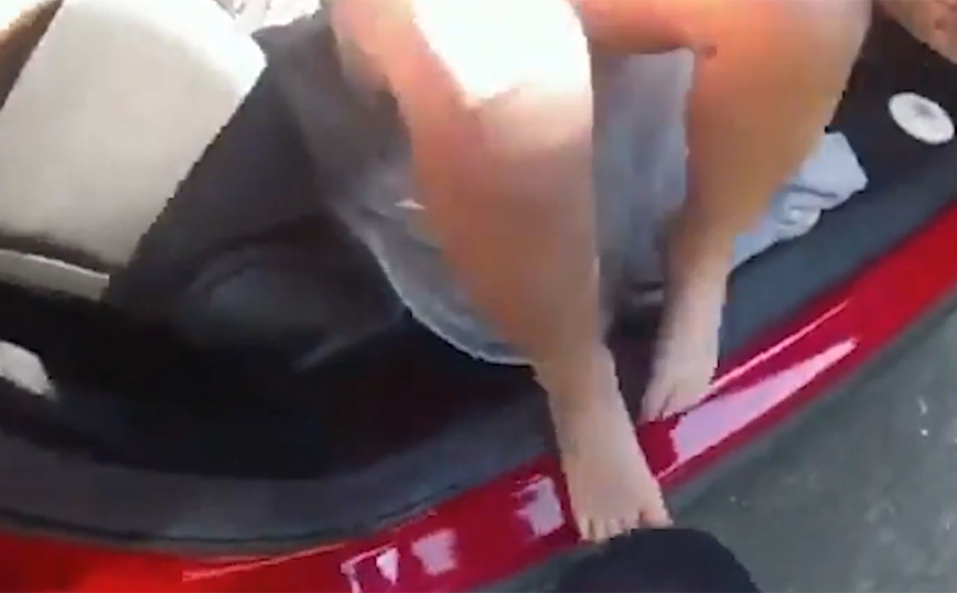 Βίντεο με τη δραματική διάσωση 6χρονης από το αυτοκίνητο του απαγωγέα της