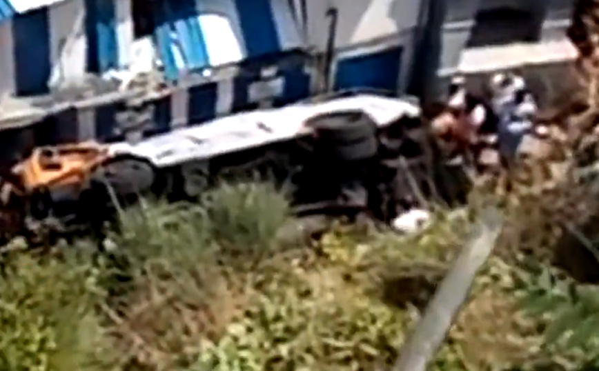 Λεωφορείο έπεσε σε γκρεμό στο Κάπρι της Ιταλίας &#8211; Ένας νεκρός και 19 τραυματίες