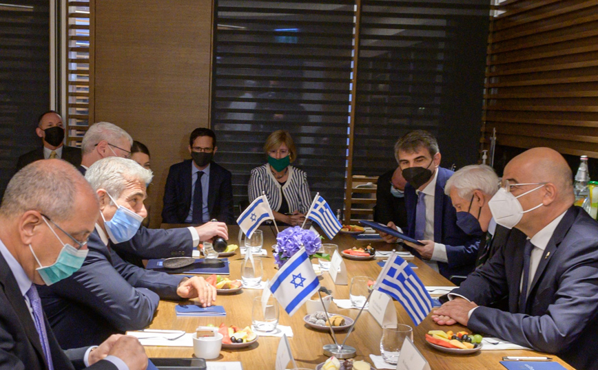 Συνάντηση Δένδια με Ισραηλινό ομόλογό του: Οι παράνομες τουρκικές ενέργειες στο επίκεντρο των συνομιλιών
