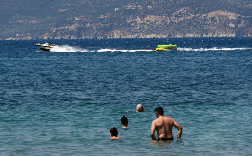 Αυλίδα: 6χρονη πνίγηκε μπροστά στη μητέρα της την ώρα που έκανε μπάνιο