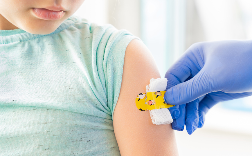 Κορονοϊός: Πρέπει να εμβολιαστούν τα παιδιά; &#8211; Τι λένε οι ειδικοί