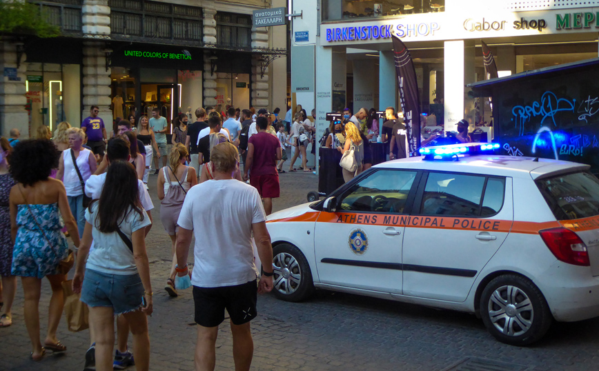 Καμπανάκι Θωμαΐδη: Φτάσαμε τα 3.000 κρούσματα νωρίτερα απ’ ότι περιμέναμε