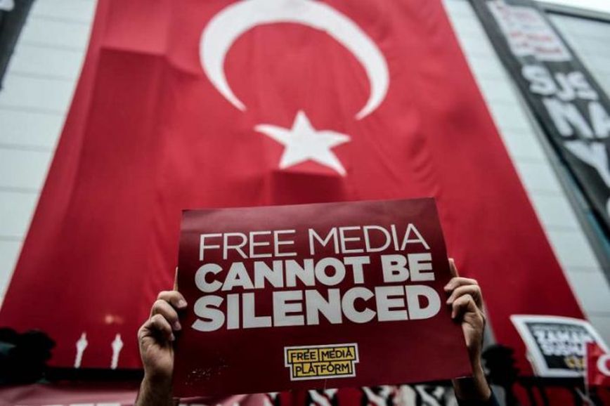 Τουρκία: Έντονες επικρίσεις για την τροποποίηση που ετοιμάζεται στη νομοθεσία για τα ΜΜΕ