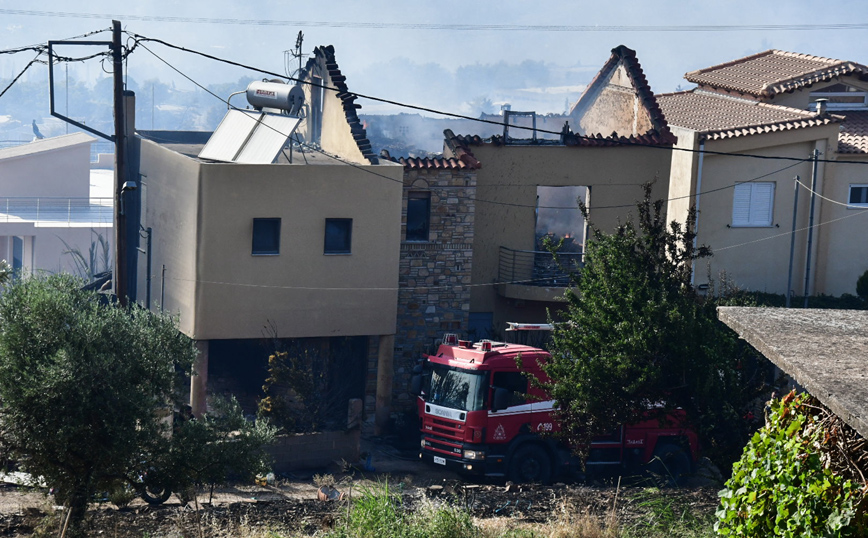 Φωτιά στην Πάτρα: Σε ύφεση στην περιοχή Ελεκίστρα &#8211; Σε εξέλιξη η πυρκαγιά στη Δροσιά