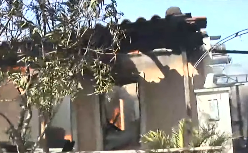 Φωτιά στην Πάτρα: Εφιάλτης με τις φλόγες &#8211; Καίγονται σπίτια και εκκενώθηκαν χωριά