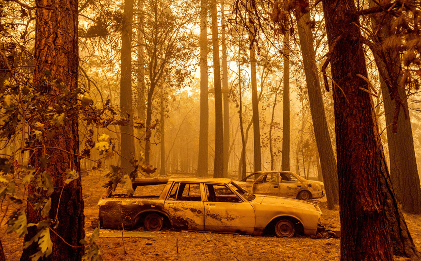 Καλιφόρνια: Οι πυροσβέστες παλεύουν να θέσουν υπό έλεγχο την τεράστια φωτιά