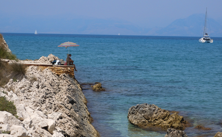 Καιρός &#8211; Μαρουσάκης: Θερμό κύμα με 35° με 37° &#8211; Καταιγίδες και χαλάζι έρχονται μετά τη ζέστη