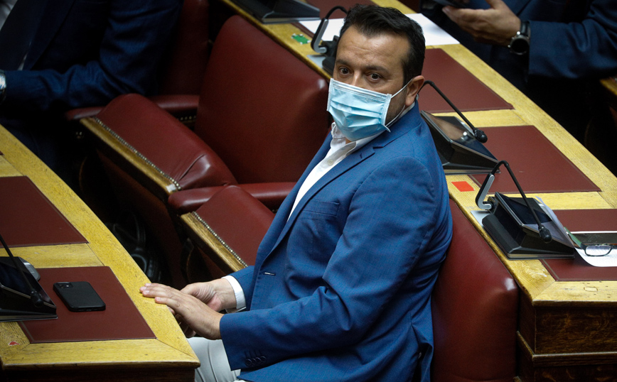Νίκος Παππάς: Την άρση της ασυλίας του αποφάσισε με 175 υπέρ η Βουλή για το «περούκα – gate»