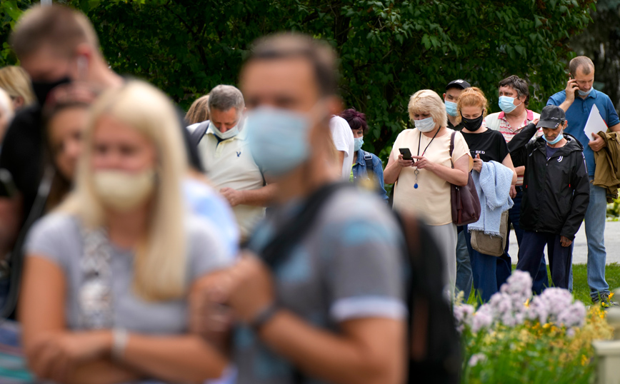 Καλπάζει ο κορονοϊός στη Ρωσία: 25.353 νέα κρούσματα και 654 νεκροί το τελευταίο 24ωρο