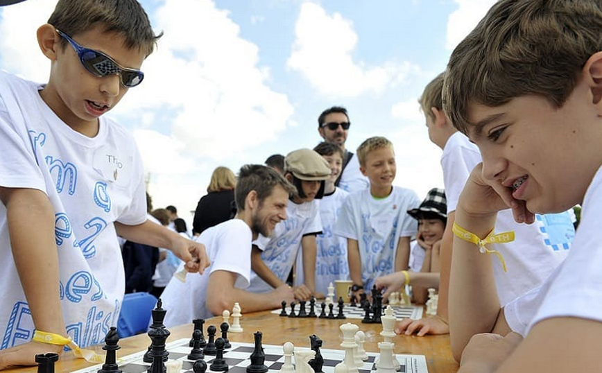 Υπαίθριο φεστιβάλ σκάκι στο Λονδίνο τον Ιούλιο
