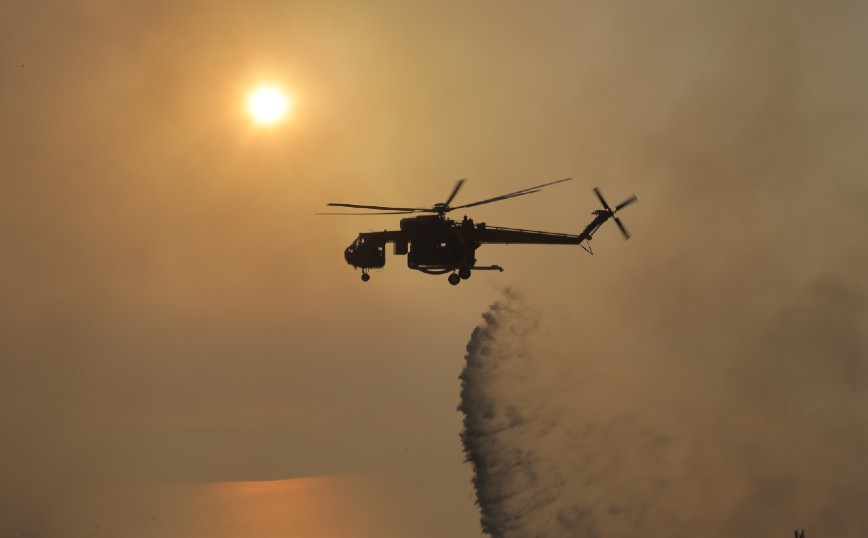 Τα τρία γαλλικά Καναντέρ που βρίσκονται στην Ελλάδα, στη συνέχεια θα προσφέρουν τη βοήθειά τους στην Ιταλία