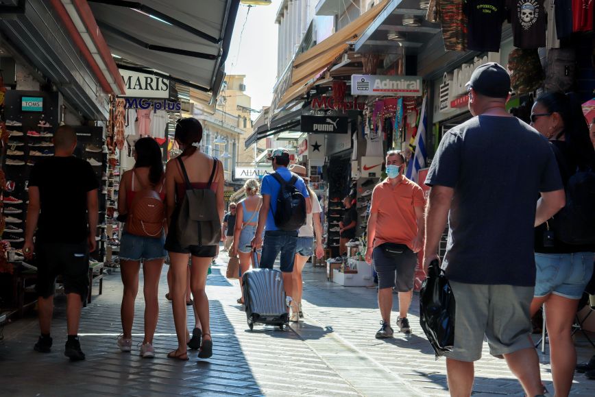 Κορονοϊός: 560 κρούσματα στην Αττική και 435 στη Θεσσαλονίκη &#8211; Στο «κόκκινο» Λάρισα, Ξάνθη και Ημαθία