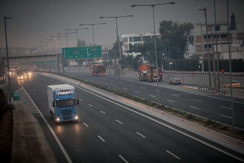 Έκλεισε η Εθνική Οδός Αθηνών &#8211; Λαμίας από Καλυφτάκη μέχρι τον κόμβο Οινοφύτων