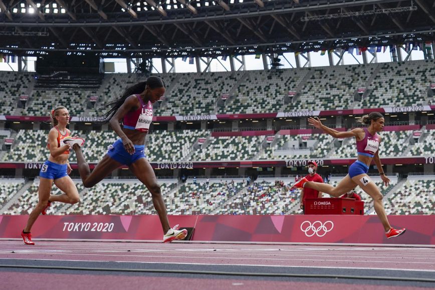 Ολυμπιακοί Αγώνες 2020: Απίθανη ΜακΛάφλιν, χρυσό με παγκόσμιο ρεκόρ στα 400 εμπόδια