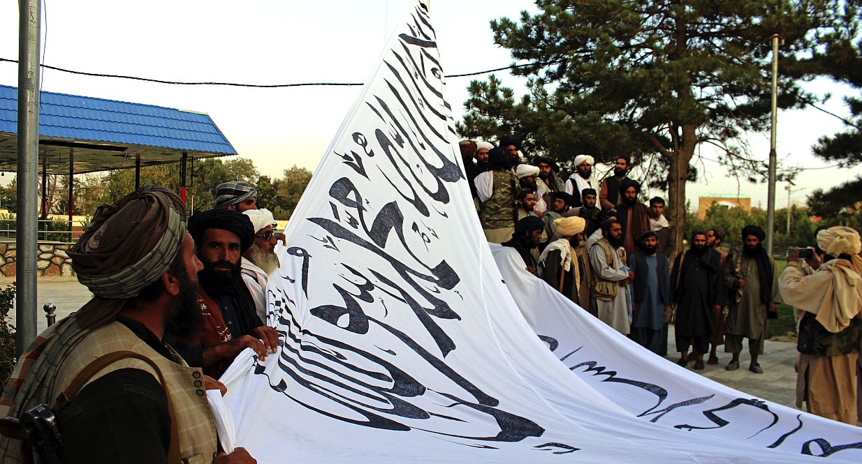 Πανηγυρίζουν οι Ταλιμπάν για την αποχώρηση των ΗΠΑ: Γράψαμε ιστορία