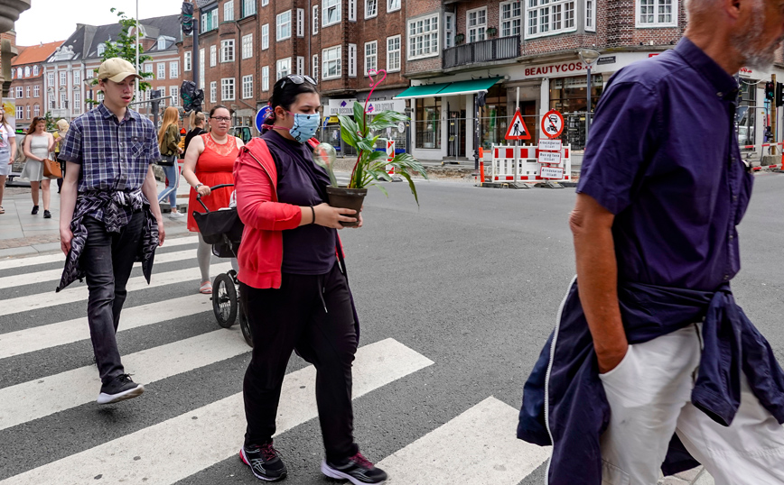 Τέλος η υποχρεωτική χρήση μάσκας στη Δανία