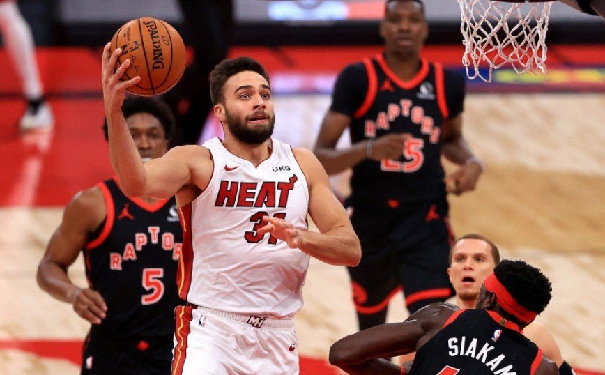 «Μπόμπερ» από το NBA για Ολυμπιακό – Σουτάρει από τα 9 μέτρα