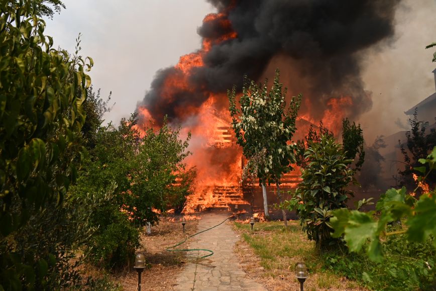 Φωτιά τώρα στη Μεσσηνία