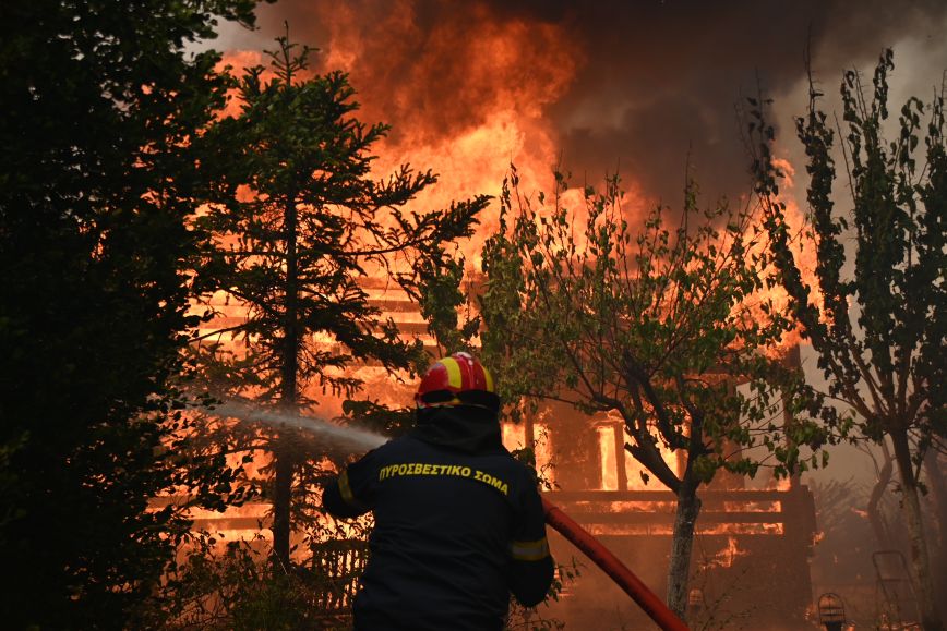 Φωτιά στην Αττική: Εντοπίστηκε εκρηκτικός μηχανισμός στην Πάρνηθα