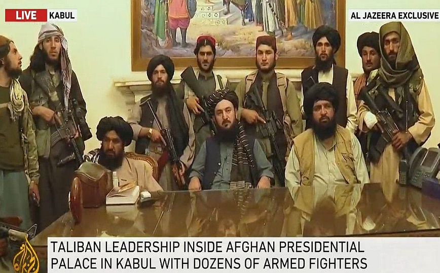 Αφγανιστάν: Οι Ταλιμπάν κατέλαβαν στο Προεδρικό Μεγάρο – Δείτε βίντεο
