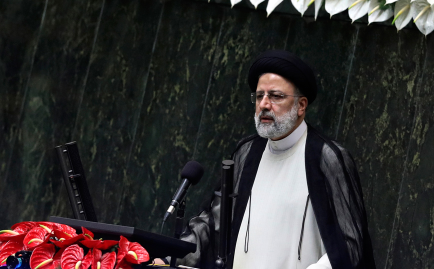 Ιρανός πρόεδρος: Η ήττα των ΗΠΑ στο Αφγανιστάν πρέπει να μετατραπεί σε «ευκαιρία για ειρήνη»