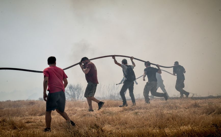 Πύρινη κόλαση στους Θρακομακεδόνες &#8211; Σε πλήρη εξέλιξη το μέτωπο στις Αφίδνες, εστίες και στην Ιπποκράτειο Πολιτεία