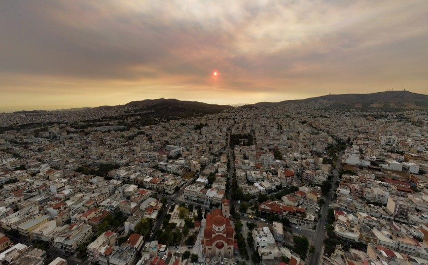 Επιβαρυμένη η ατμόσφαιρα στην Αττική από την φωτιά στην Εύβοια – Προσοχή σε ευπαθείς ομάδες