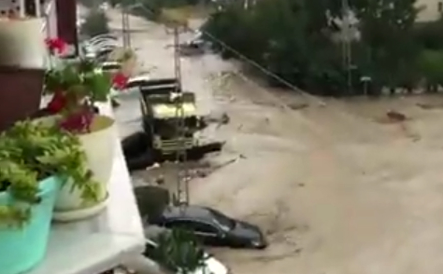 Turkey: The south was burned by fires and the north was flooded by rains