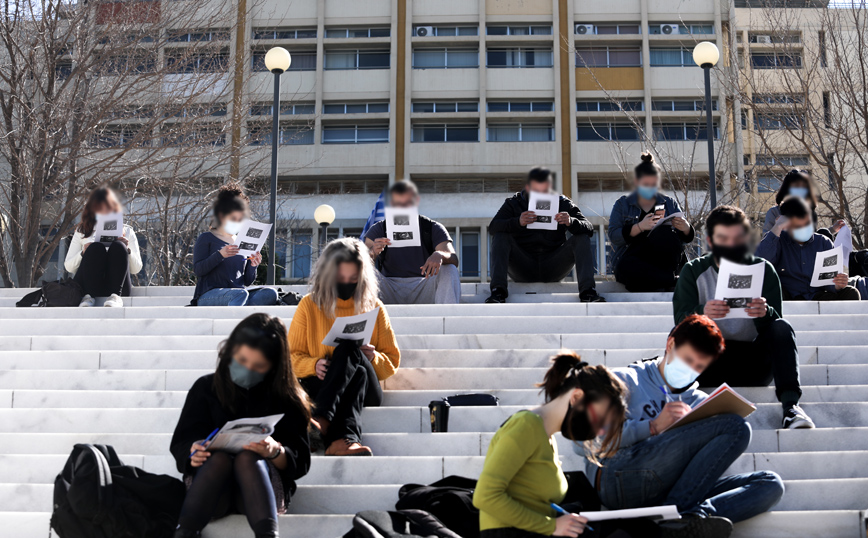 Σε υψηλά επίπεδα τα ποσοστά εμβολιασμού στα πανεπιστήμια &#8211; Μεγάλη ανταπόκριση από φοιτητές και προσωπικό