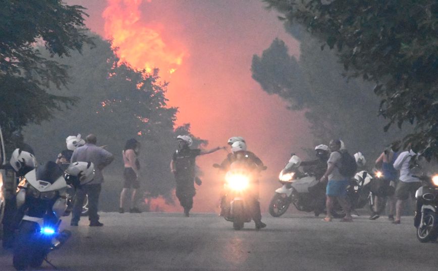 Πάνω από 300 απεγκλωβισμοί ατόμων στην Αττική και άλλοι 12 στην Εύβοια